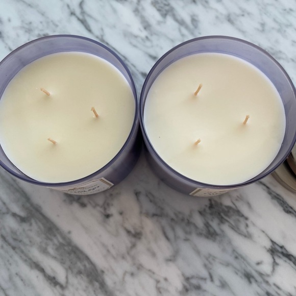 Bath & Body Works White Barn Fresh Cut Lilacs Candles - Picture 2 of 3